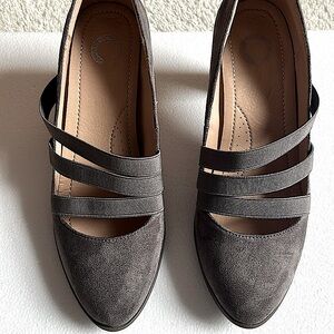 Journee Collection Gray Strappy Heels